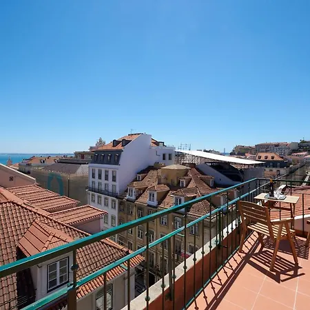 360º Rooftop And River View דירה ליסבון