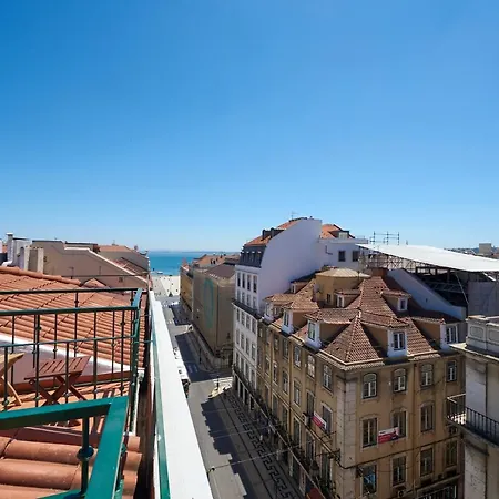 360º Rooftop And River View ליסבון
