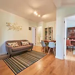 Apartment 360º Rooftop And River View Lisbon