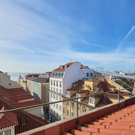 360º Rooftop And River View