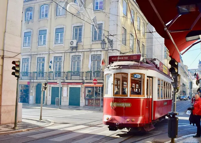 360º Rooftop And River View