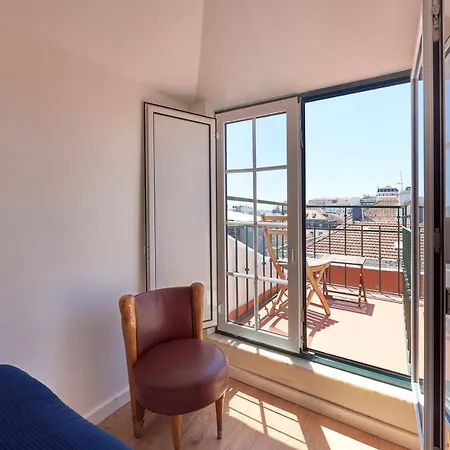 360º Rooftop And River View